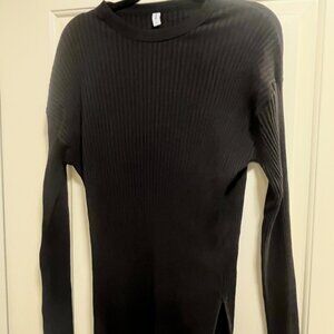 Black Kotn long sleeved ribbed top, size Large